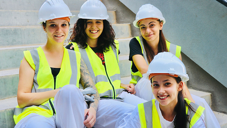 Las mujeres representan un 11% del total de afiliados en construcción, el mayor peso porcentual de trabajadoras en el sector desde 2016