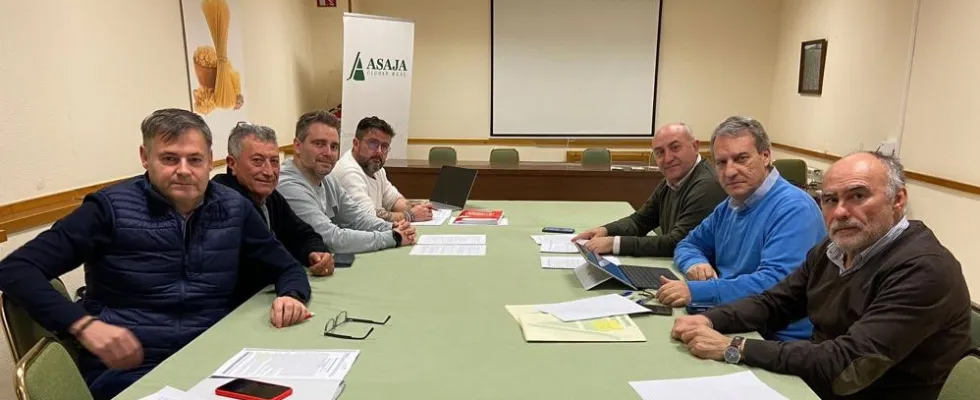 Patronal y sindicatos firman el Convenio Colectivo Provincial del Campo de Ciudad Real