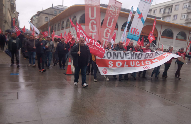 Protesta multitudinaria contra el bloqueo del convenio del metal de Lugo