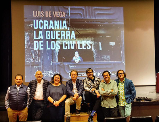 La Fundación Anastasio de Gracia presenta en Miranda de Ebro la exposición «Ucrania, la guerra de los civiles», de Luis de Vega