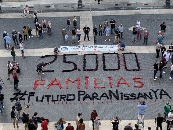 Manifestación por la reindustrialización de Nissan y por la defensa del tejido industrial de Catalunya