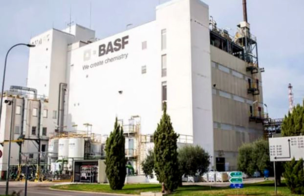UGT FICA Catalunya reclama a BASF una mejora real en las condiciones laborales de las y los trabajadores