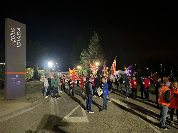 Seguimiento masivo en la huelga convocada por UGT FICA en Idiada
