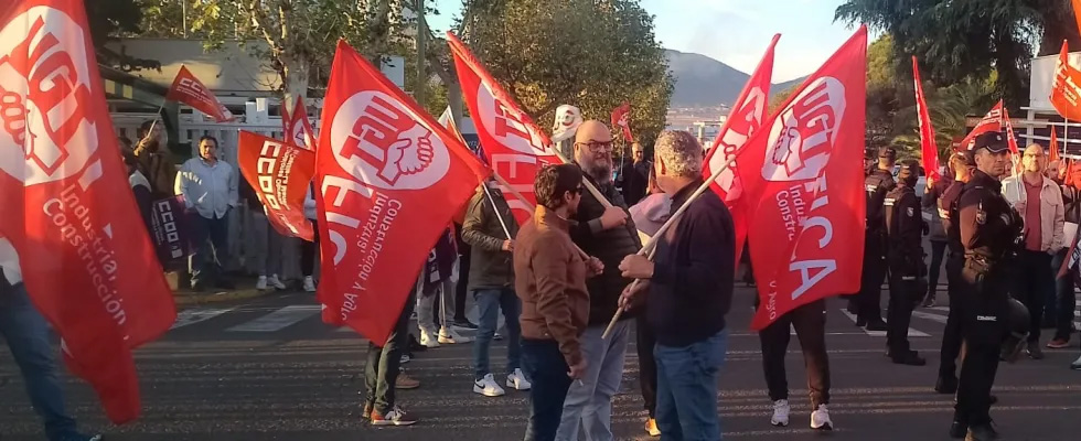 Arranca la huelga indefinida en Navec con un seguimiento del 100% de la plantilla