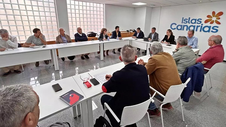 Desbloqueada la mesa negociadora del convenio del campo de Canarias
