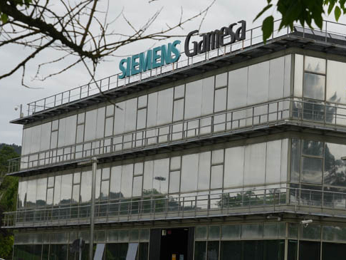UGT FICA denuncia un nuevo ajuste de personal en Siemens Gamesa