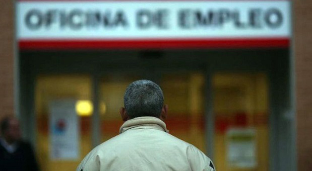 España registra el menor número de personas en paro en un mes de agosto desde 2007