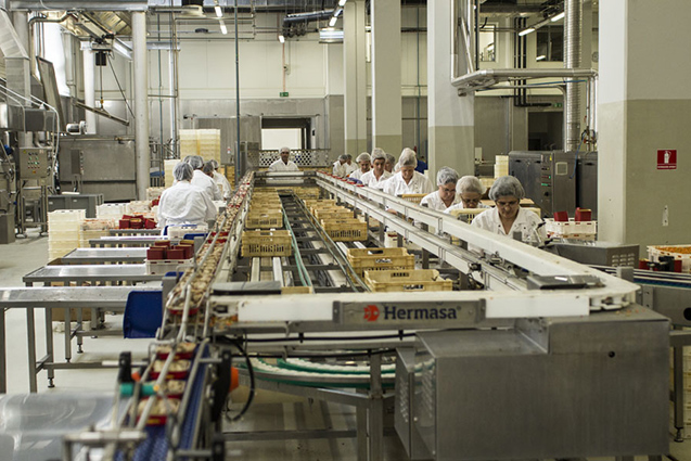 UGT FICA, CCOO y CIG acuerdan un calendario de movilizaciones en defensa de un convenio justo en el sector de Conservas de Pescado