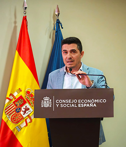 José Pasadas llama a los partidos a que retiren los vetos políticos a la tramitación de la Ley de Industria
