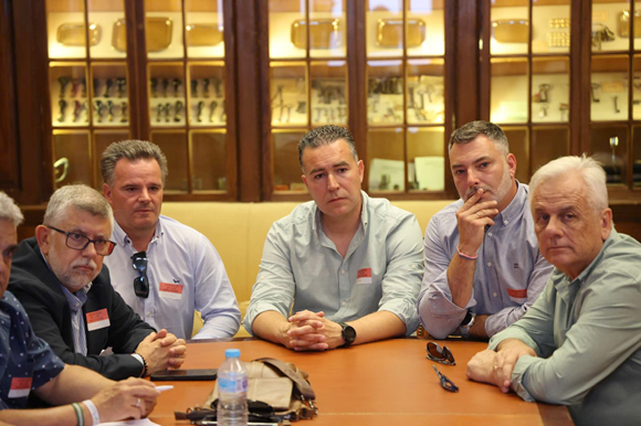 UGT FICA traslada al PSOE en el Congreso la grave situación de falta de carga de trabajo en la planta de Santa Bárbara de Alcalá de Guadaíra