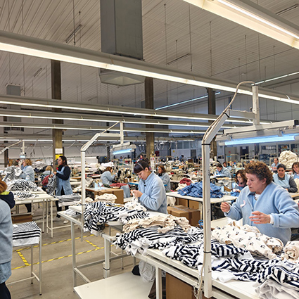 UGT FICA realiza una visita de supervisión a la cadena de suministro de El Corte Inglés en Portugal